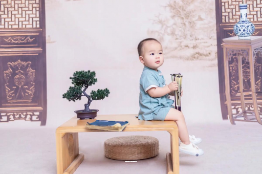 沙洋怀孕初期肚子胀胀的